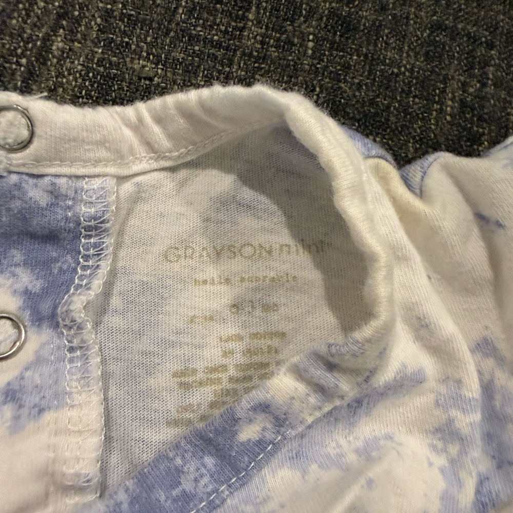 Grayson Mini Romper - Picture 2 of 2
